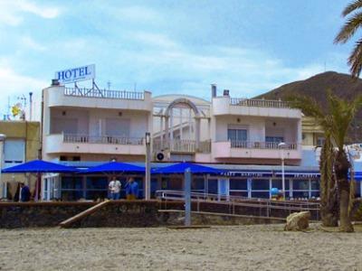 Hotel Donde Caparros كاربونيذاس المظهر الخارجي الصورة